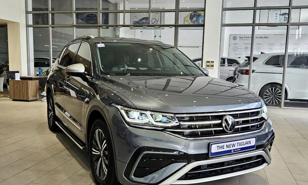 Volkswagen Tiguan Platinum (All New 2024)